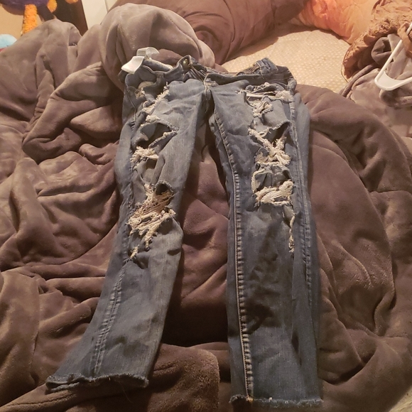 Size us 14 short stretch, American Eagle, frayed Jeans - Picture 2 of 4